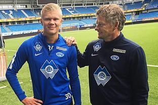 马卡：维尼修斯和皇马续约谈判远未达成，期限与年薪上有分歧