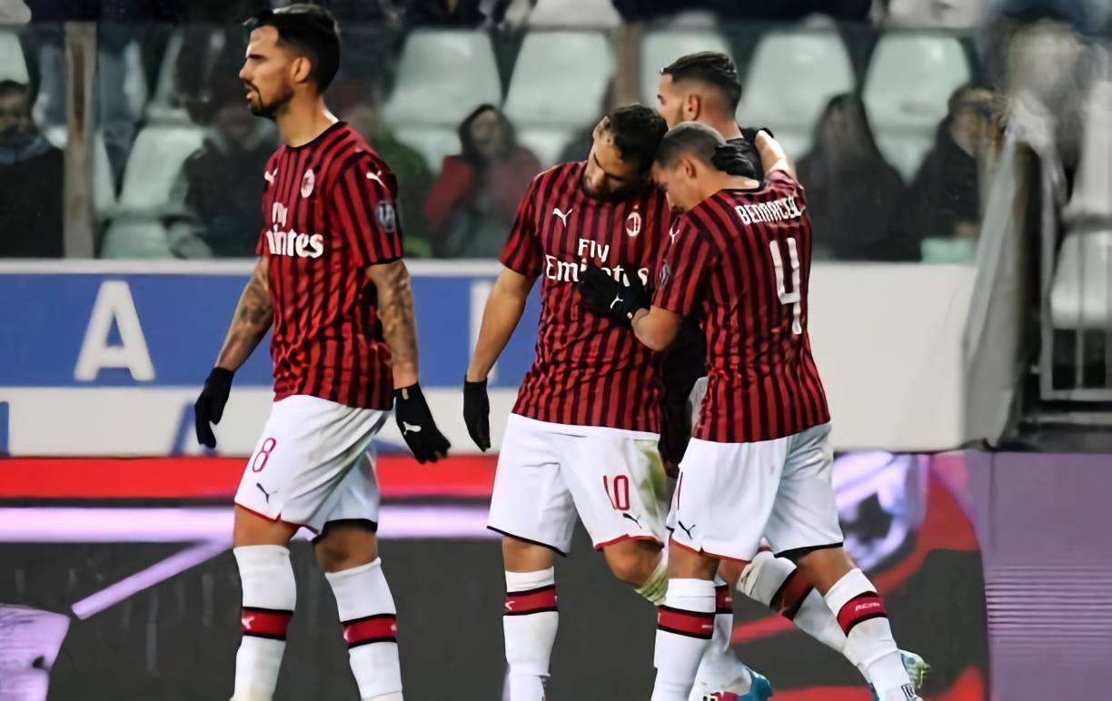 鲁媒：相比外教，韩鹏最大优势是对泰山的信仰以及积累的威望