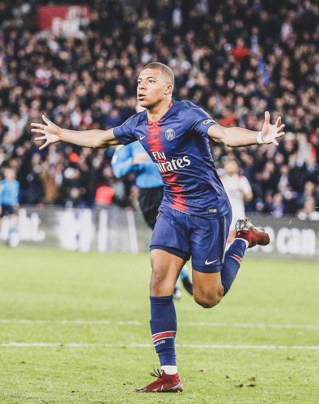 都体：凯利主动放弃休息日加紧恢复；卡瓦尔恢复进度稍慢一些