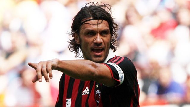 信使报：国米、纽卡、维拉和桑德兰关注贡多齐的情况