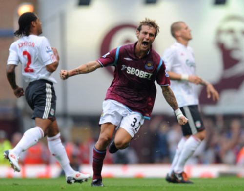 BBC：沙特仍有兴趣签下萨拉赫，球员在利物浦已连续两场替补